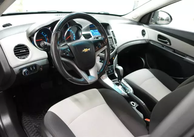 CHEVROLET Cruze 1.8 Automatik LT