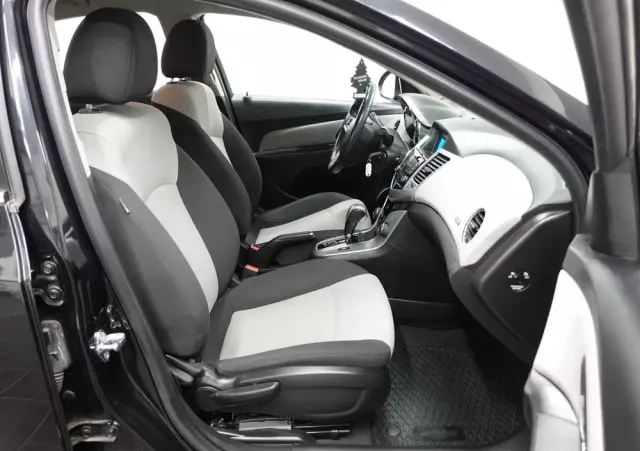 CHEVROLET Cruze 1.8 Automatik LT