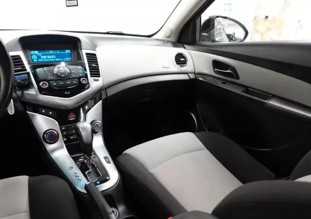 CHEVROLET Cruze 1.8 Automatik LT