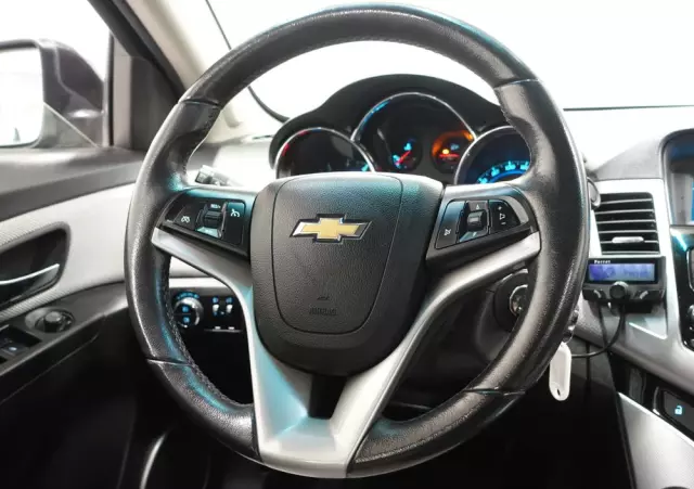 CHEVROLET Cruze 1.8 Automatik LT