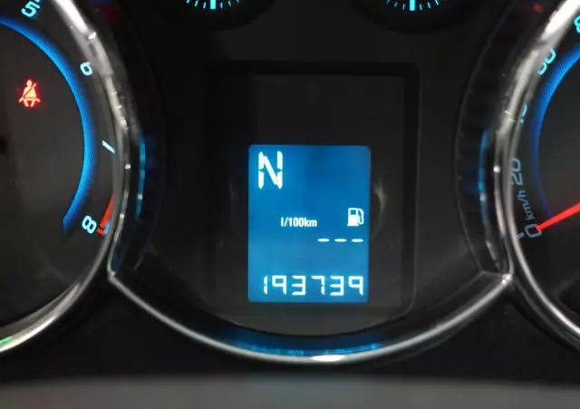 CHEVROLET Cruze 1.8 Automatik LT