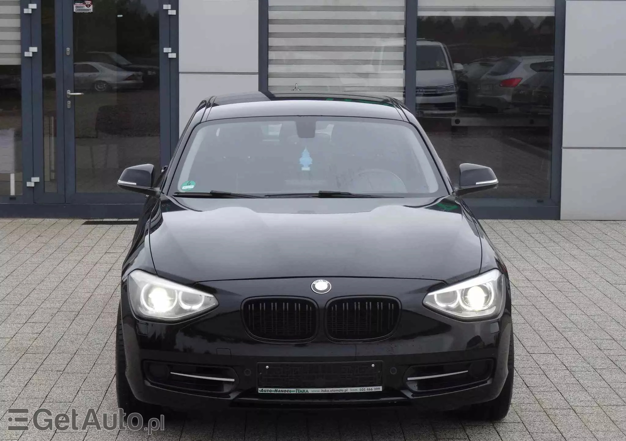 BMW Seria 1 120d xDrive BluePerformance Sport Line