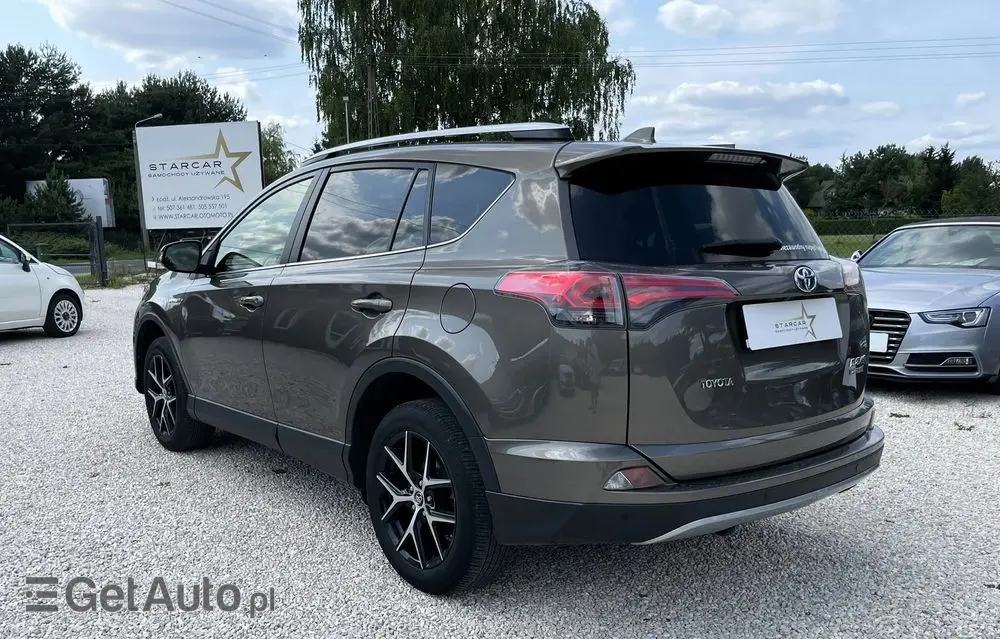 TOYOTA RAV4 Hybrid Prestige 4x4