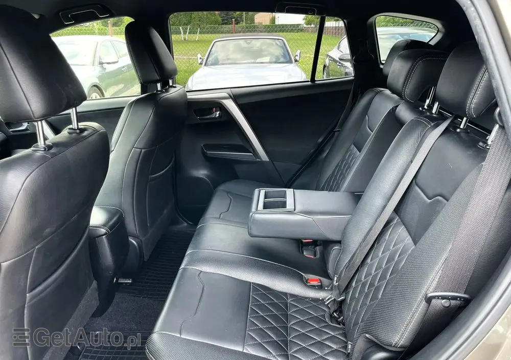 TOYOTA RAV4 Hybrid Prestige 4x4