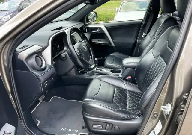 TOYOTA RAV4 Hybrid Prestige 4x4