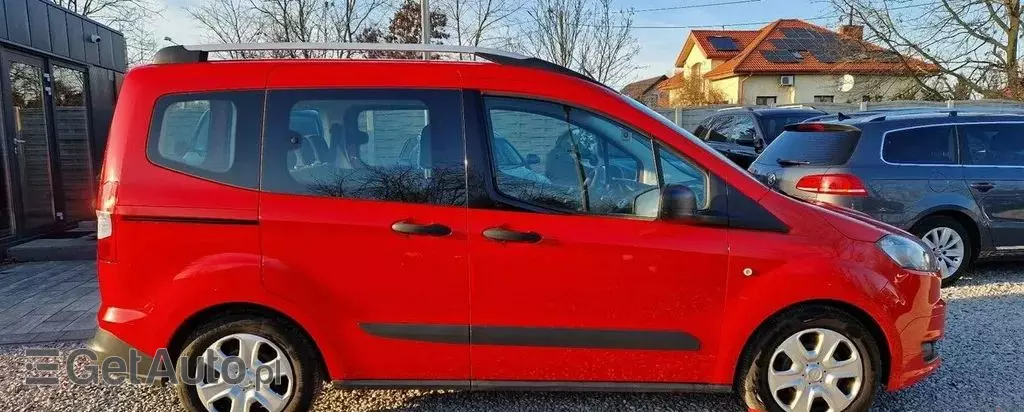FORD Tourneo Courier 