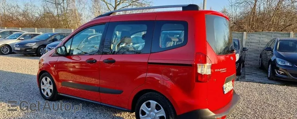 FORD Tourneo Courier 