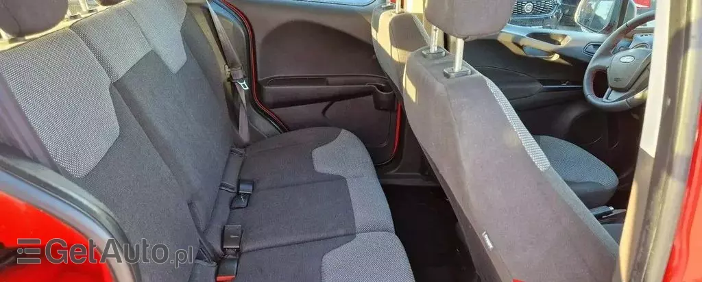 FORD Tourneo Courier 