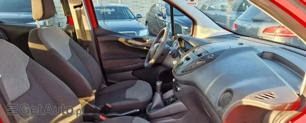 FORD Tourneo Courier 