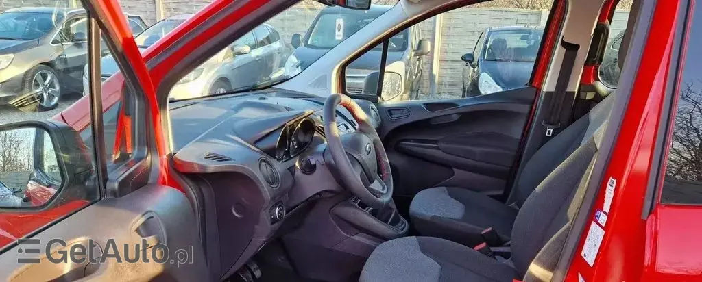 FORD Tourneo Courier 