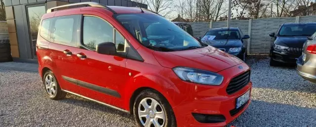 FORD Tourneo Courier 