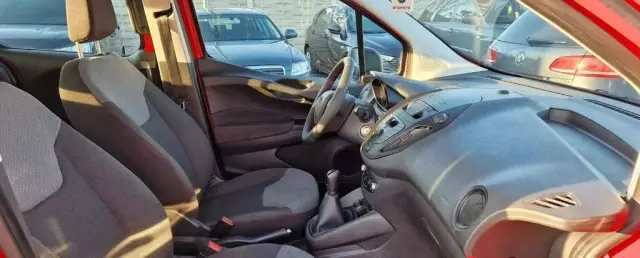 FORD Tourneo Courier 