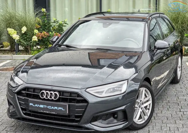 AUDI A4 Avant 2.0 TDI S tronic design