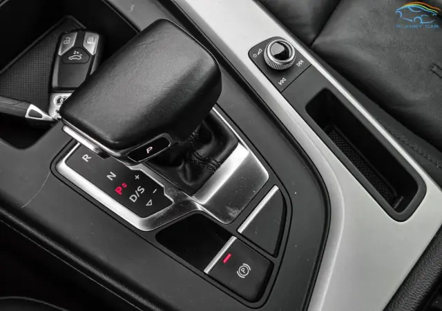 AUDI A4 Avant 2.0 TDI S tronic design