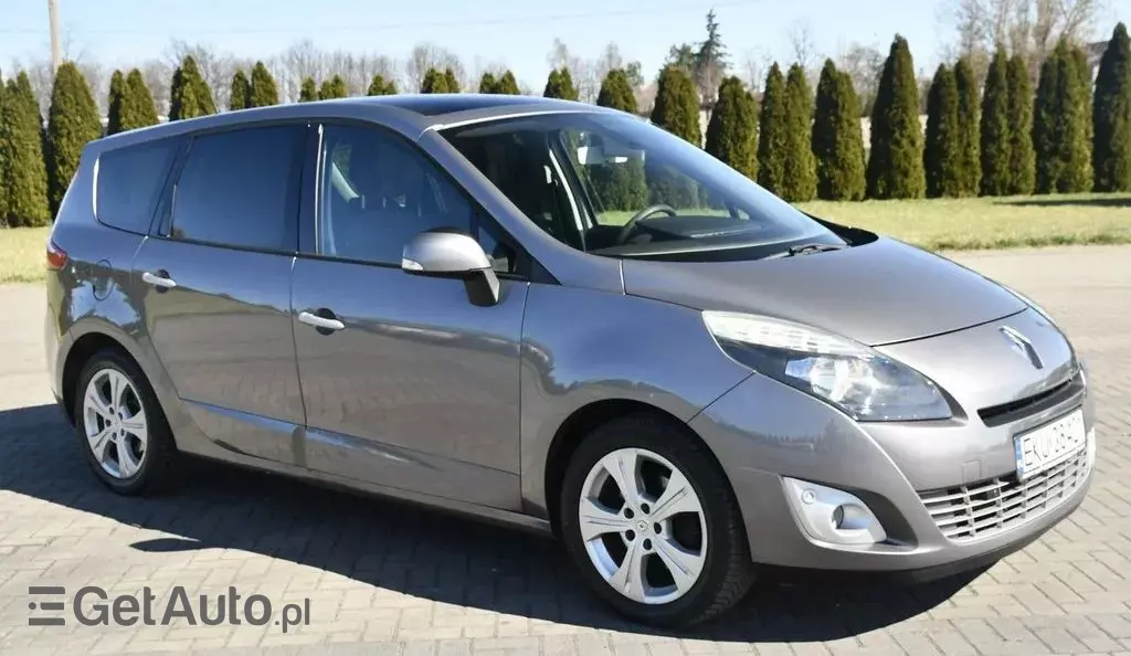 RENAULT Grand Scenic 