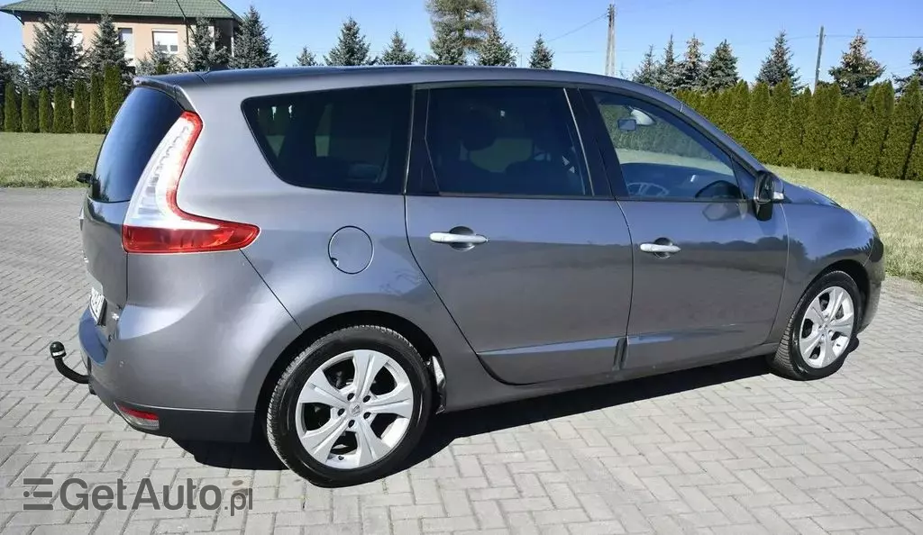 RENAULT Grand Scenic 