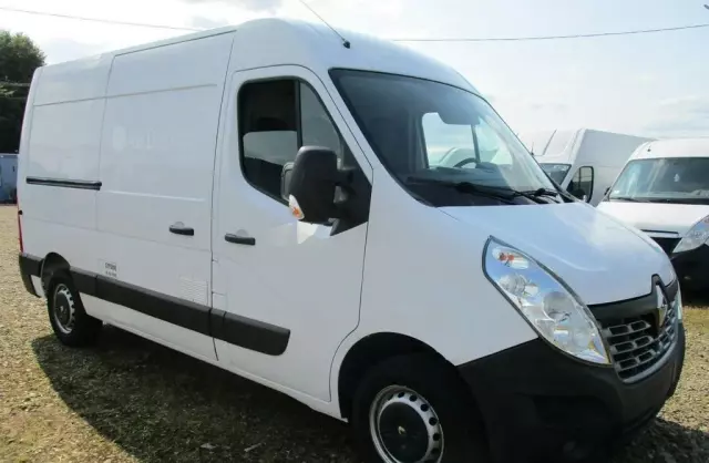 RENAULT Master 