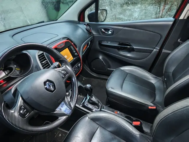RENAULT Captur 