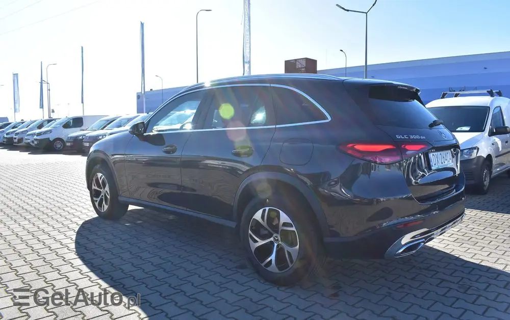 MERCEDES-BENZ GLC 300 de PHEV 4-Matic Avantgarde