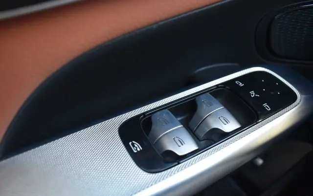 MERCEDES-BENZ GLC 300 de PHEV 4-Matic Avantgarde