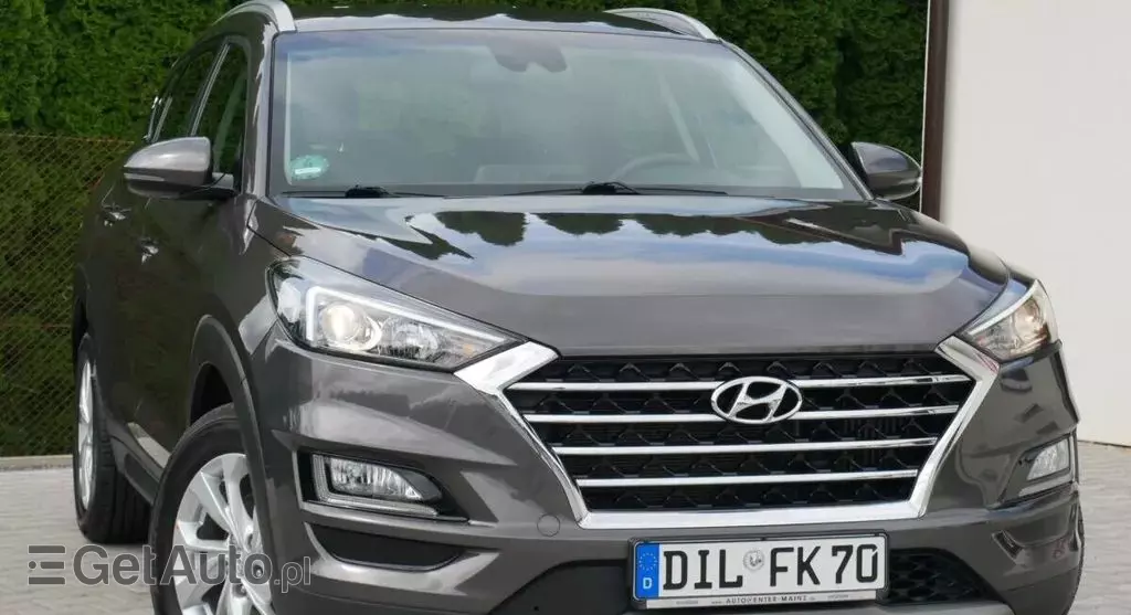 HYUNDAI Tucson 