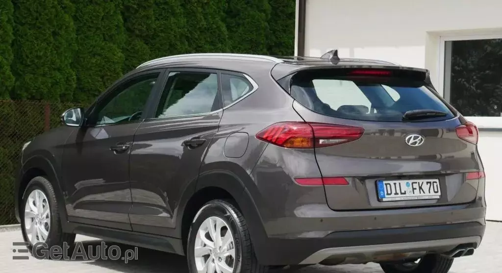 HYUNDAI Tucson 