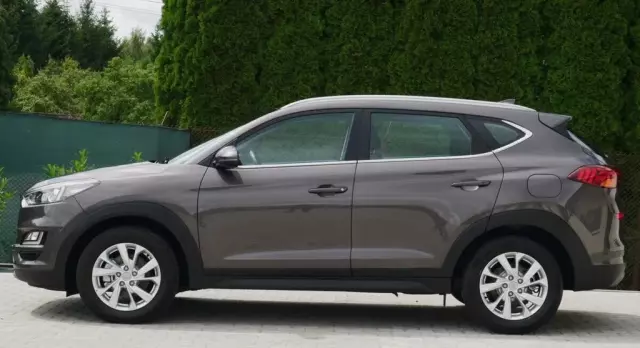 HYUNDAI Tucson 