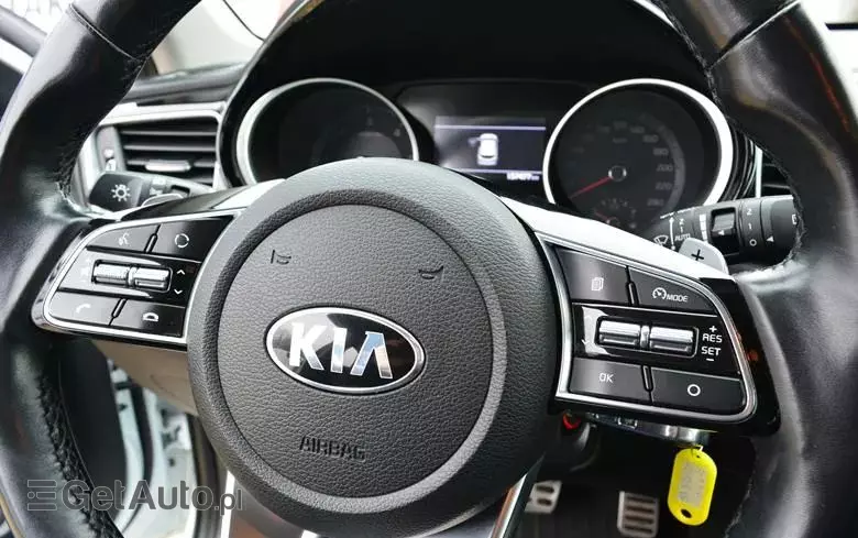 KIA Ceed Cee'd 1.6 CRDi L Business Line DCT