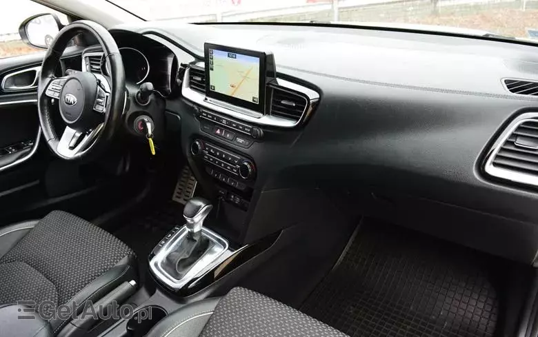 KIA Ceed Cee'd 1.6 CRDi L Business Line DCT