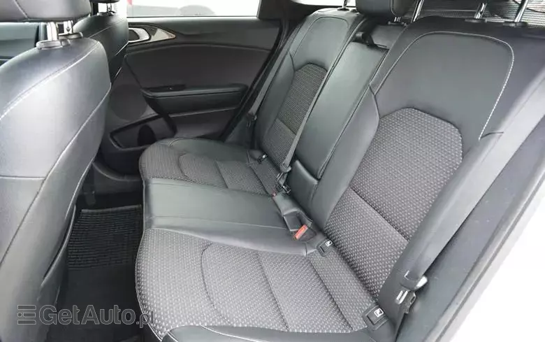 KIA Ceed Cee'd 1.6 CRDi L Business Line DCT