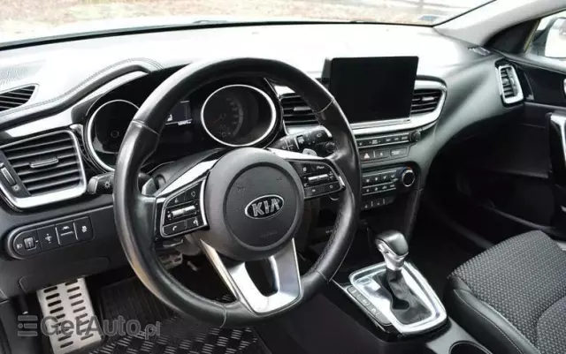 KIA Ceed Cee'd 1.6 CRDi L Business Line DCT