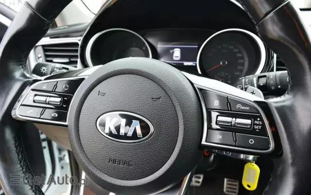 KIA Ceed Cee'd 1.6 CRDi L Business Line DCT