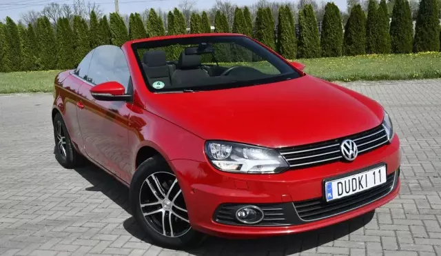 VOLKSWAGEN Eos 