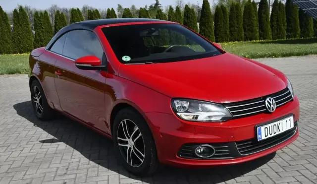 VOLKSWAGEN Eos 