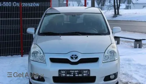 TOYOTA Corolla Verso 