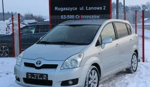 TOYOTA Corolla Verso 