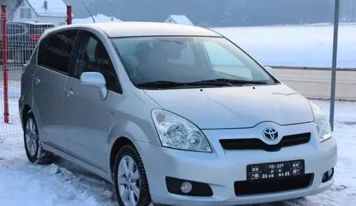 TOYOTA Corolla Verso 