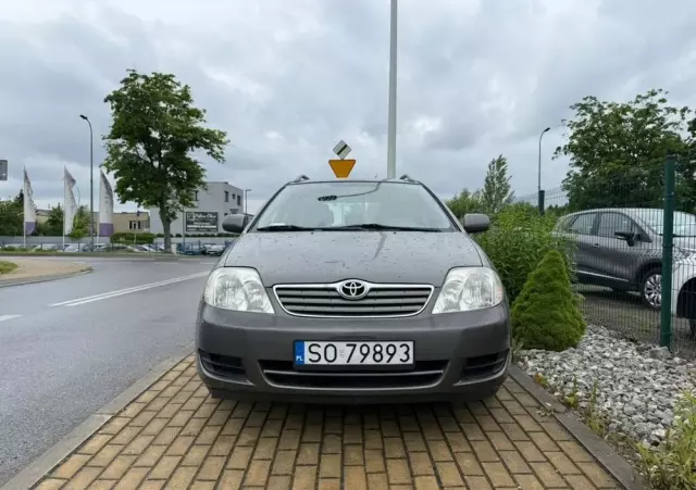 TOYOTA Corolla 1.4 D-4D Terra