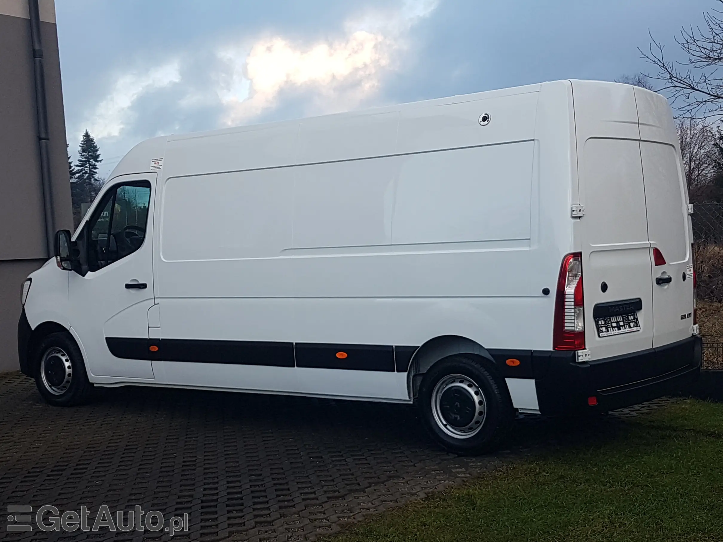 RENAULT Master FWD L3H2 CHŁODNIA AGREGAT 2 KOMORY MATERAC IZOTERMA GRZANIE WEBASTO AC