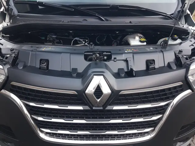 RENAULT Master FWD L3H2 CHŁODNIA AGREGAT 2 KOMORY MATERAC IZOTERMA GRZANIE WEBASTO AC