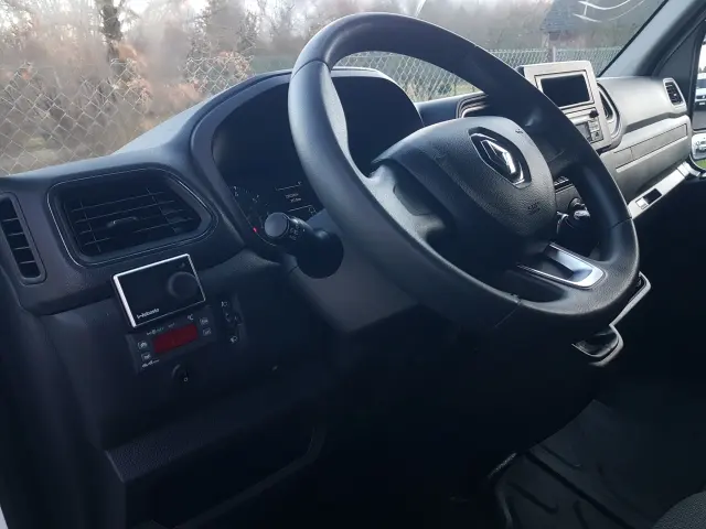 RENAULT Master FWD L3H2 CHŁODNIA AGREGAT 2 KOMORY MATERAC IZOTERMA GRZANIE WEBASTO AC