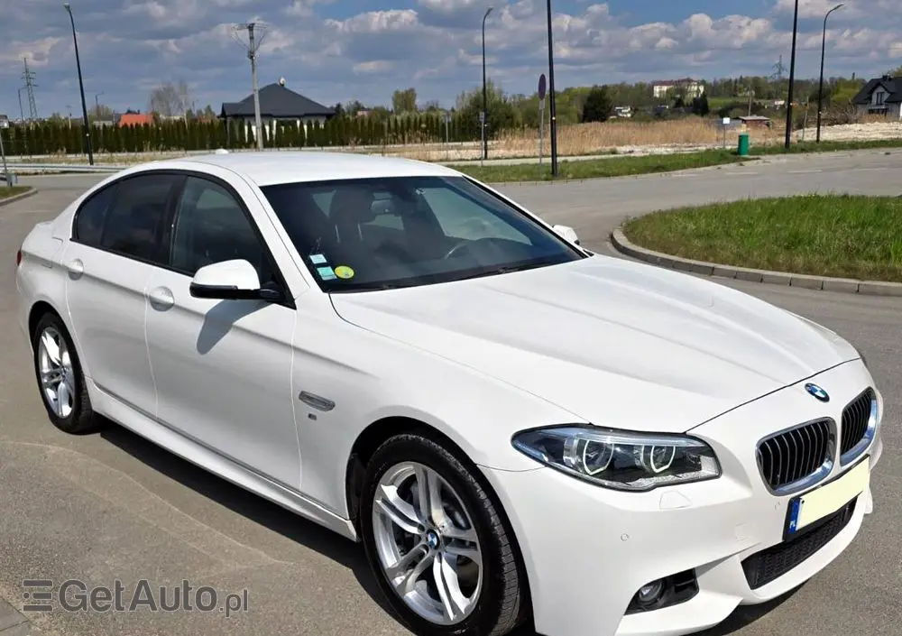 BMW Seria 5 530d xDrive Sport-Aut