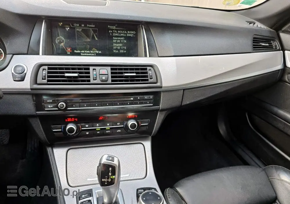 BMW Seria 5 530d xDrive Sport-Aut