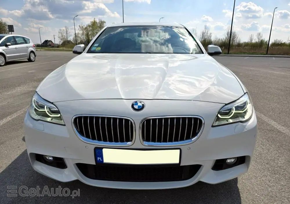 BMW Seria 5 530d xDrive Sport-Aut
