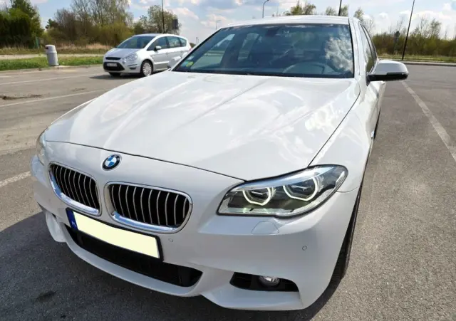 BMW Seria 5 530d xDrive Sport-Aut