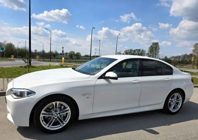 BMW Seria 5 530d xDrive Sport-Aut