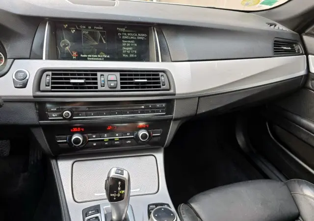 BMW Seria 5 530d xDrive Sport-Aut