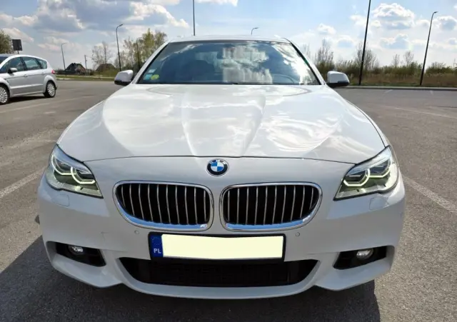 BMW Seria 5 530d xDrive Sport-Aut