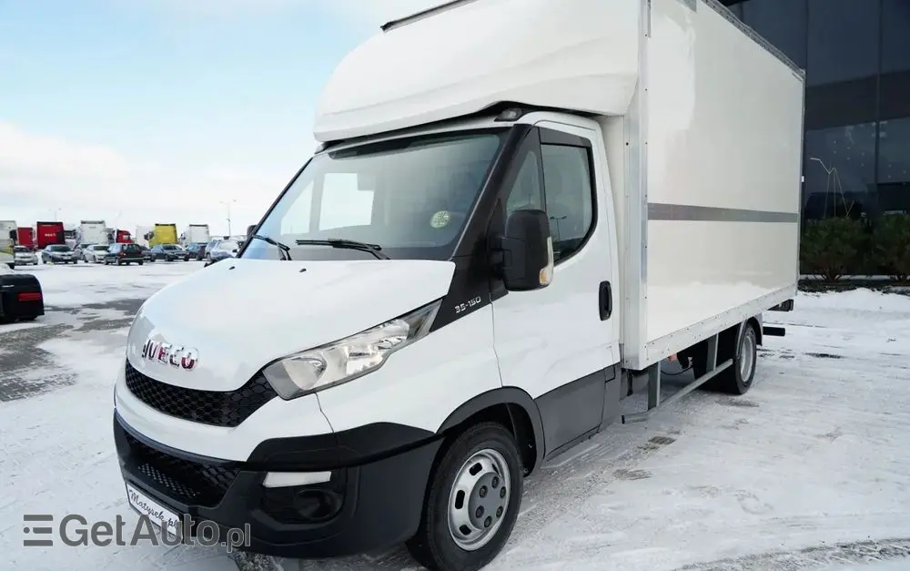 IVECO DAILY 35-150 / KONTENER 4,2 M / WINDA-750kg / BLIŹNIAK DMC: 3500 KG 
