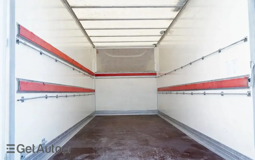 IVECO DAILY 35-150 / KONTENER 4,2 M / WINDA-750kg / BLIŹNIAK DMC: 3500 KG 